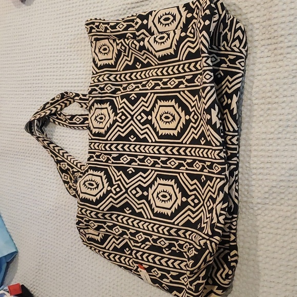 We The Free Black and White Tote Bag (13) - Picture 1 of 10